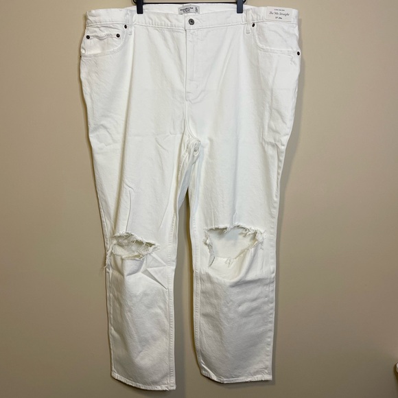 Abercrombie Ultra High Rise 90s Straight Jean NWT - Picture 4 of 8